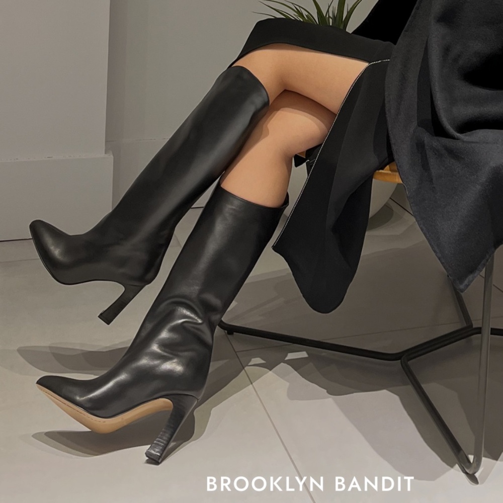 Size 39 Artisan Crafted Luxury 100% Leather Tall Boots